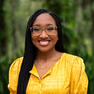 author-image-alt
